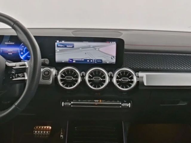 Mercedes-Benz EQB 250 AMG Line