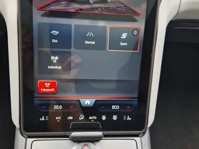 Ford Capri Premium RWD