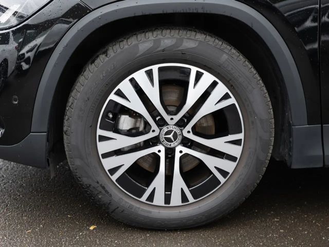 Mercedes-Benz GLA 180 Progressive