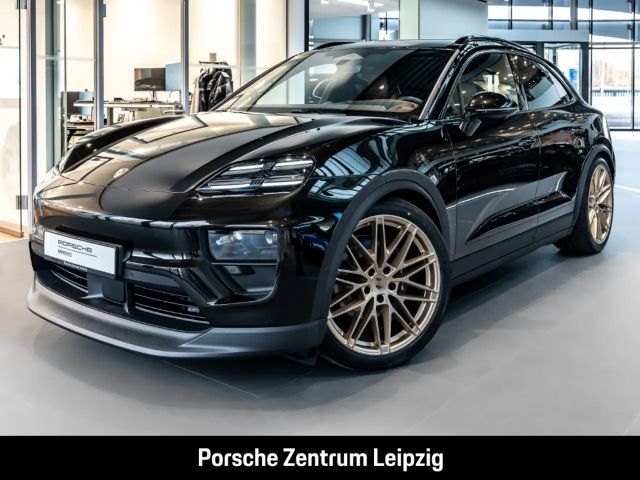 Porsche Macan 4
