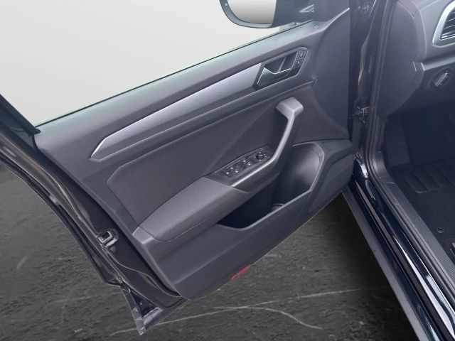 Volkswagen T-Roc 1.5 TSI DSG Life