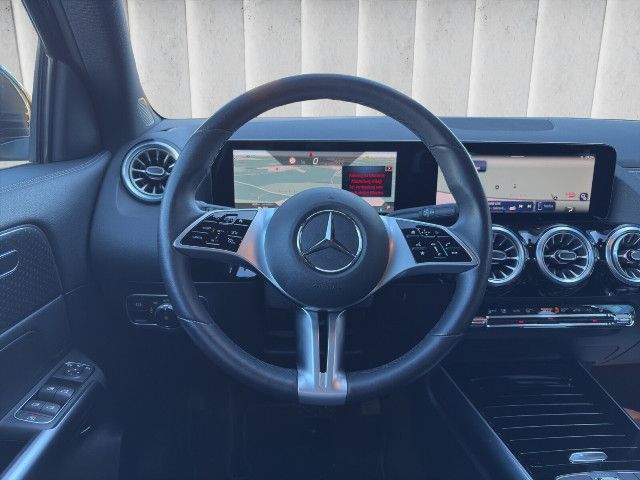 Mercedes-Benz EQA 300 4MATIC