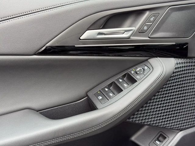 BMW 218 218d Active Tourer Sedan