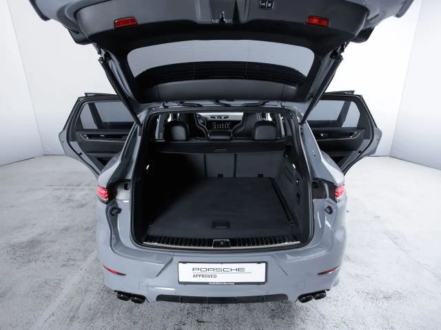 Porsche Cayenne E-Hybrid Turbo
