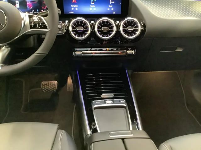 Mercedes-Benz GLA 220 4MATIC GLA 220 d