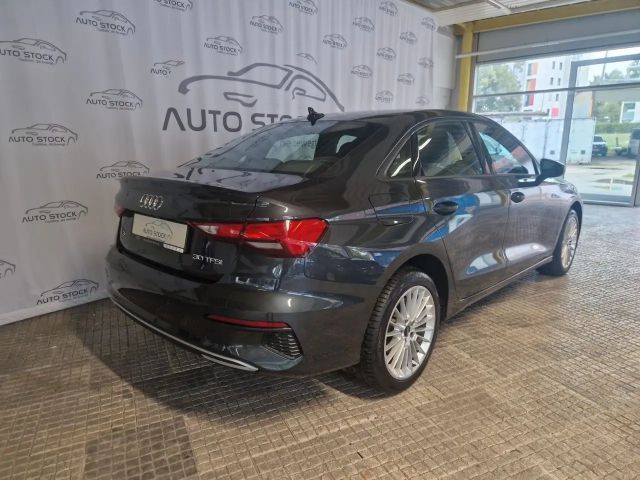 Audi A3 30 TFSI S-Tronic Sedan