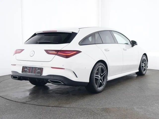 Mercedes-Benz CLA 200 AMG Line