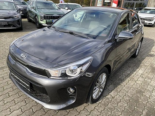 Kia Rio Dream Team