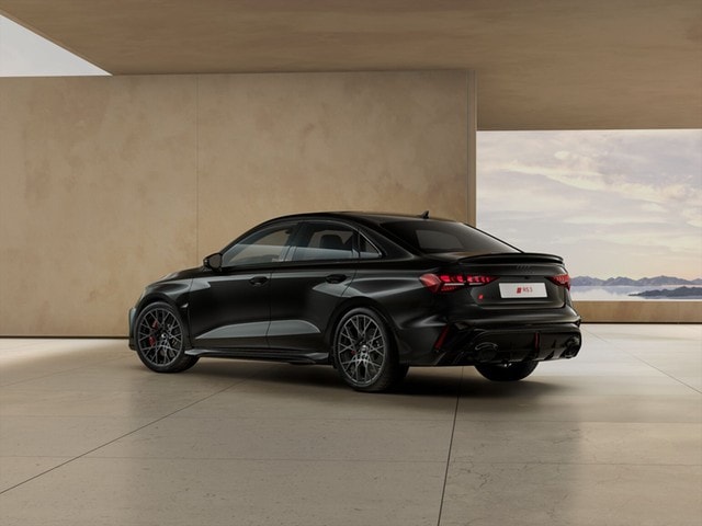 Audi RS3 Quattro S-Tronic Sedan