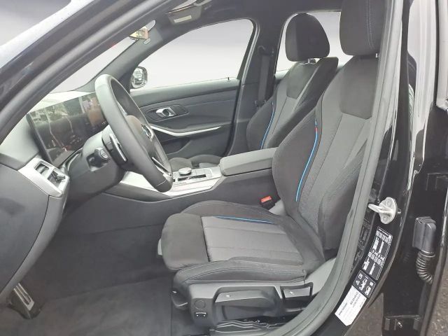 BMW 330 330i M-Sport Touring xDrive