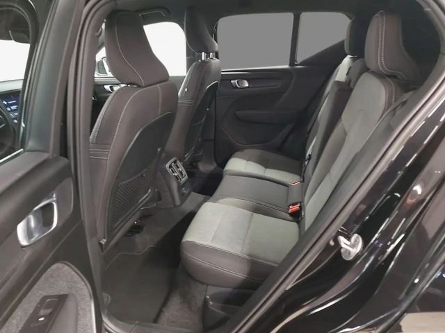 Volvo XC40 Core Recharge T4