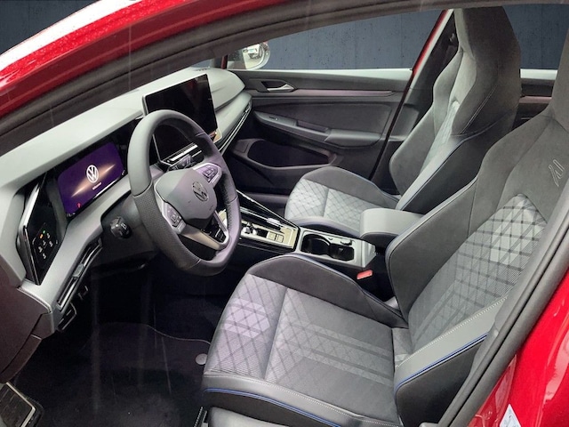 Volkswagen Golf DSG R-Line