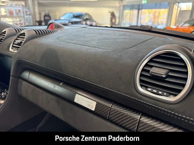 Porsche Cayman 718 RS