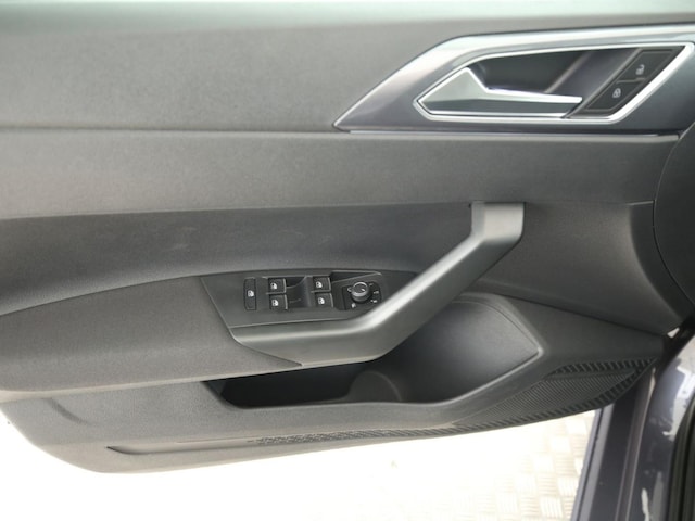 Volkswagen Polo 1.0 TSI DSG Style