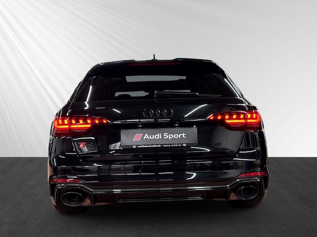 Audi RS4 Avant Quattro