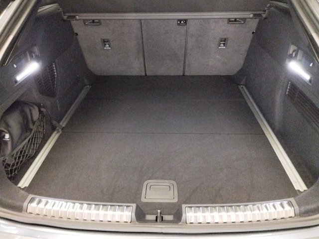 Audi A6 Avant Quattro S-Tronic