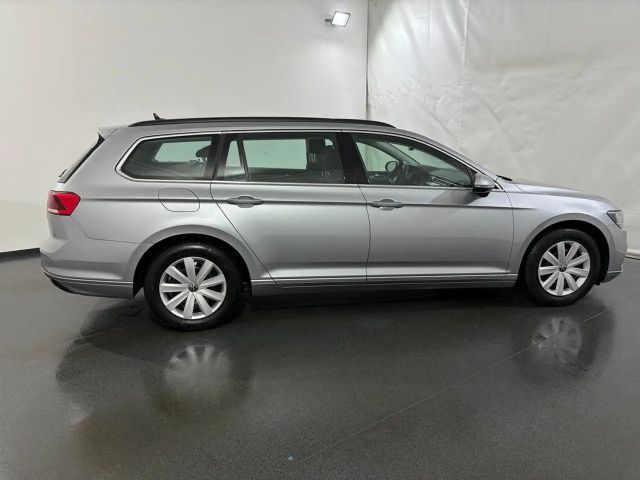 Volkswagen Passat 2.0 TDI Business DSG Variant