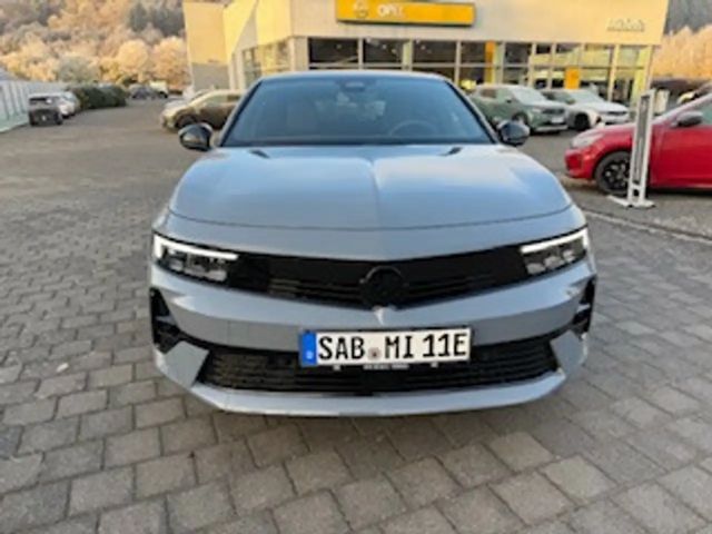 Opel Astra GS-Line Grand Sport