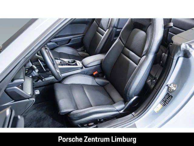 Porsche 992 Cabrio Carrera