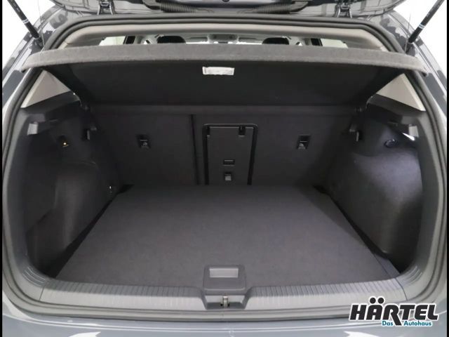 Volkswagen Golf 1.5 eTSI DSG Style