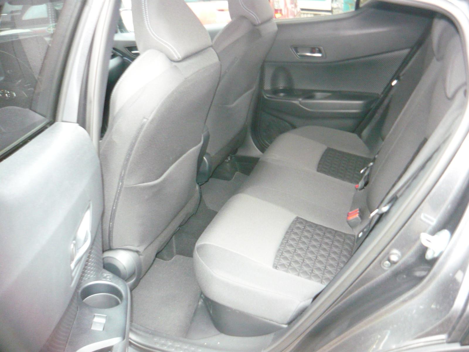 Toyota C-HR Hybride Team D