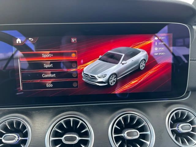 Mercedes-Benz E 300 AMG Line Cabriolet