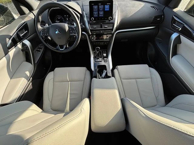 Mitsubishi Eclipse Cross 4WD CVT PHEV