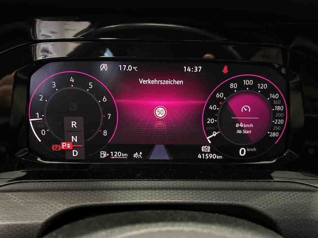 Volkswagen Golf 2.0 TSI DSG GTI