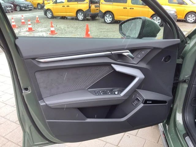 Audi A3 35 TDI S-Line S-Tronic Sedan