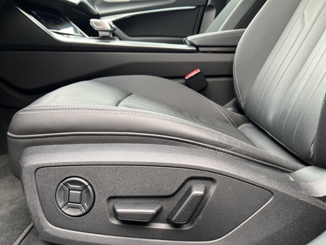 Audi A6 50 TDI Avant Quattro S-Line