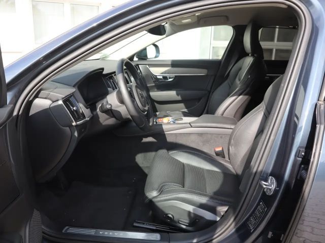 Volvo V90 Cross Country AWD Plus