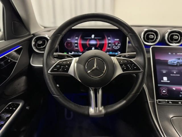 Mercedes-Benz C 200 4MATIC AVANTGARDE Sedan