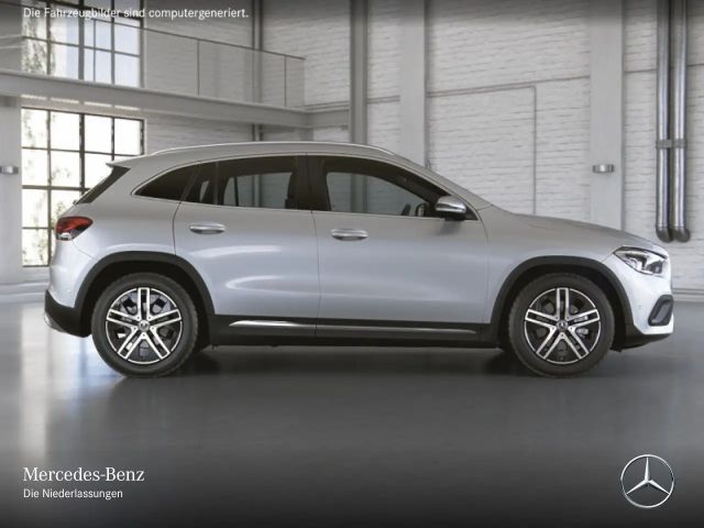 Mercedes-Benz GLA 200 Progressive
