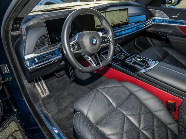 BMW 740 740d M-Sport Sedan xDrive