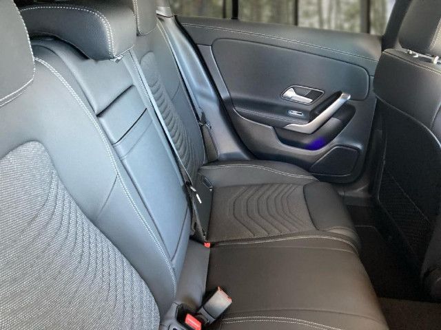 Mercedes-Benz CLA 180 Shooting Brake