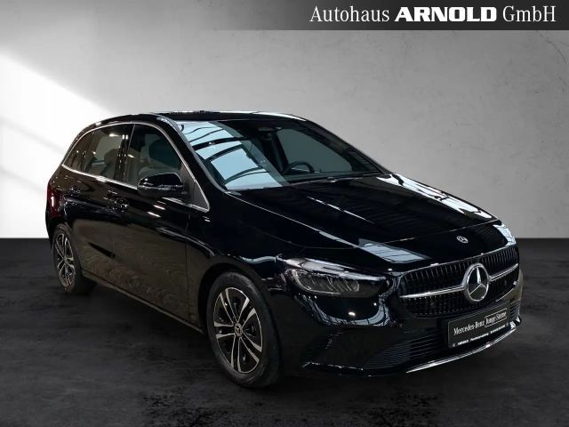 Mercedes-Benz B 200 Progressive Sedan