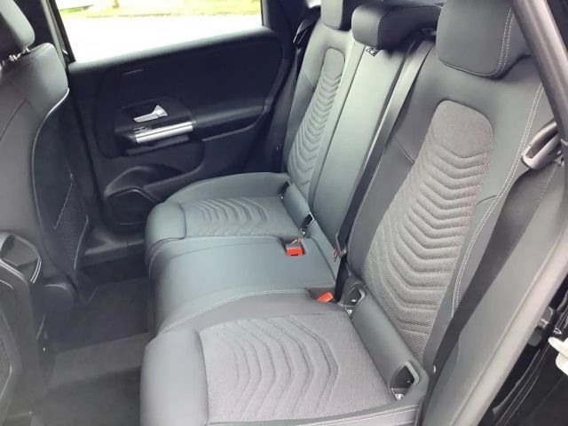 Mercedes-Benz B 200 Progressive