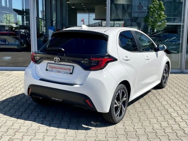 Toyota Yaris Hatchback Hybride VVT-i