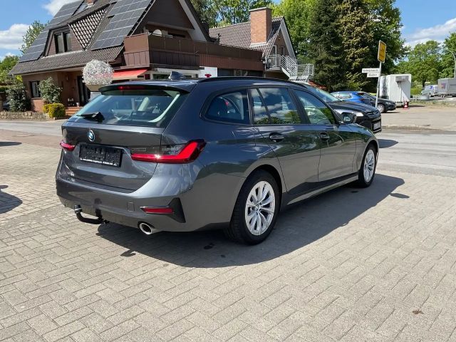 BMW 320 320d Touring xDrive