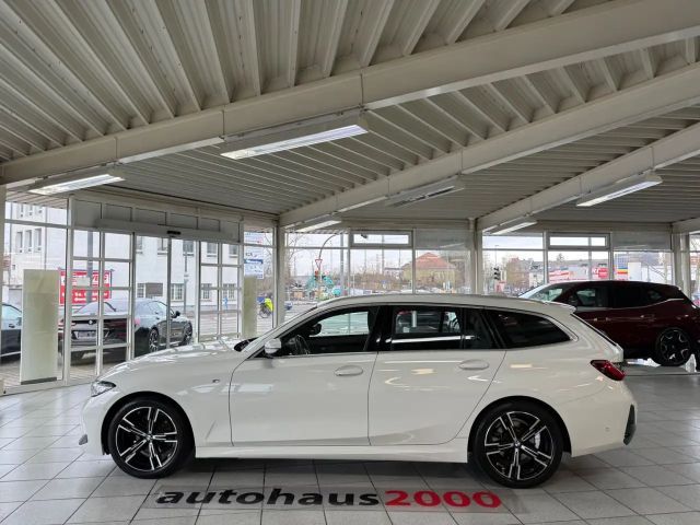BMW 320 320d M-Sport Touring