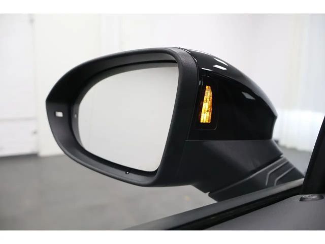 Volkswagen Golf 2.0 TSI DSG GTI Golf VIII