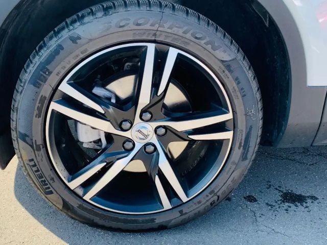 Volvo XC40 Dark Plus