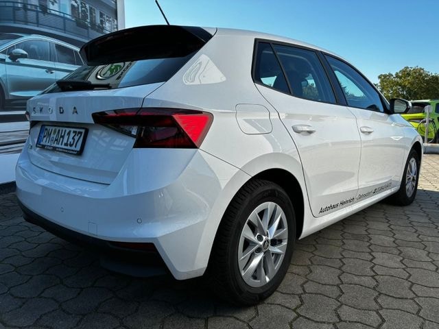 Skoda Fabia FABIA Essence