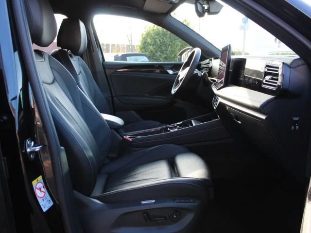 Volkswagen Tiguan 1.5 eTSI R-Line