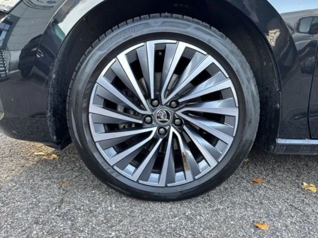 Skoda Superb 2.0 TDI Combi