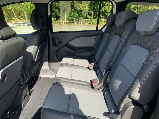 Renault Kangoo EDC TCe 130 Techno