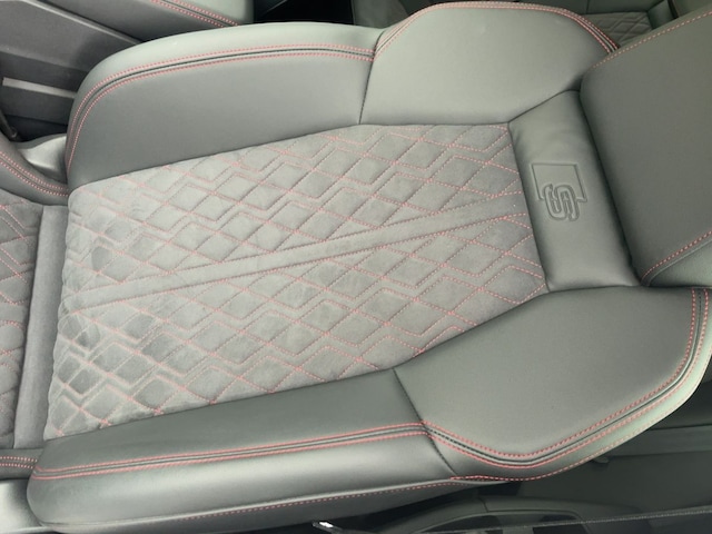 Audi Q4 e-tron SUV 45 e-tron Audi Q4 e-tron