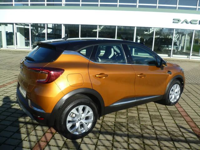 Renault Captur EDC Intens TCe 140