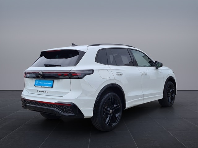Volkswagen Tiguan 2.0 TDI DSG 4Mo R-Line+AHK+MATRIX+BLACKSTYLE+NAVI+SHZ