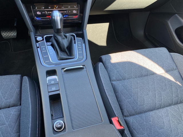 Volkswagen Passat 2.0 TDI Business DSG Variant